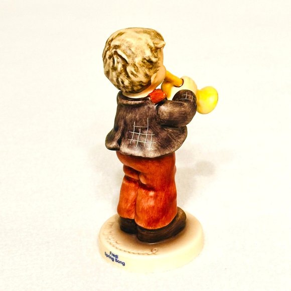 Goebel Hummel #2244 Spring Song - Exclusive Club Edition - TMK8 - Picture 5 of 10